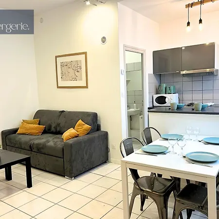 Le Carmelite - Futuroscope - Proche Gare - Laconciergerie Apartment Poitiers